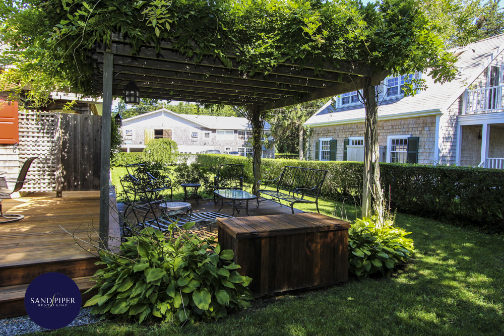 Feature Friday #FF: William Street Bungalow Edgartown Martha's Vineyard Sandpiper Rentals