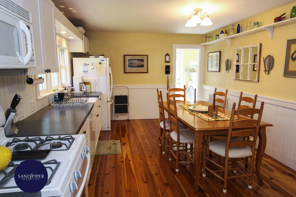 Feature Friday #FF: William Street Bungalow Edgartown Martha's Vineyard Sandpiper Rentals